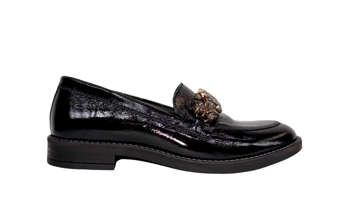 Mocassins MYMA | cuir vernis noir bijou doré