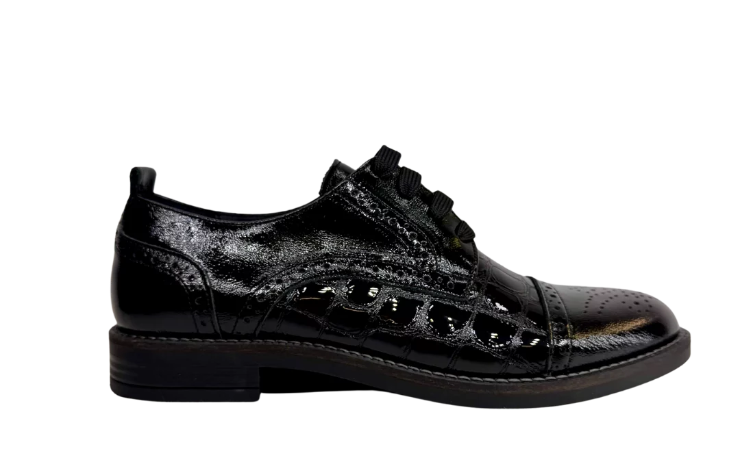 Derbys MYMA | cuir vernis noir perforé fantaisie